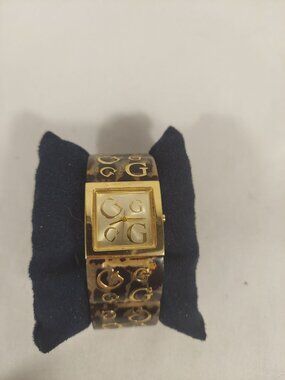 NWT Guess Womens Square Face Watch Pave Gold Signature